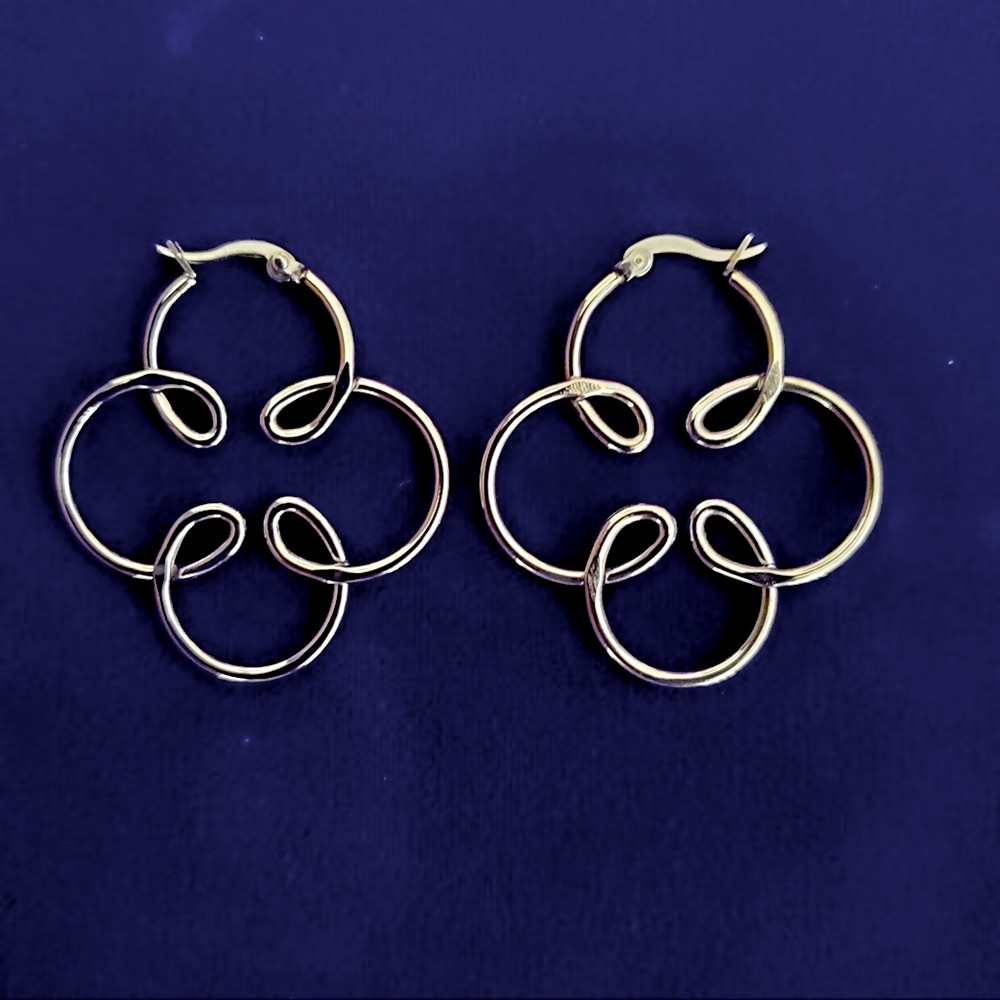 Hypoallergenic Stainless Steel Clover Hoop Earrings